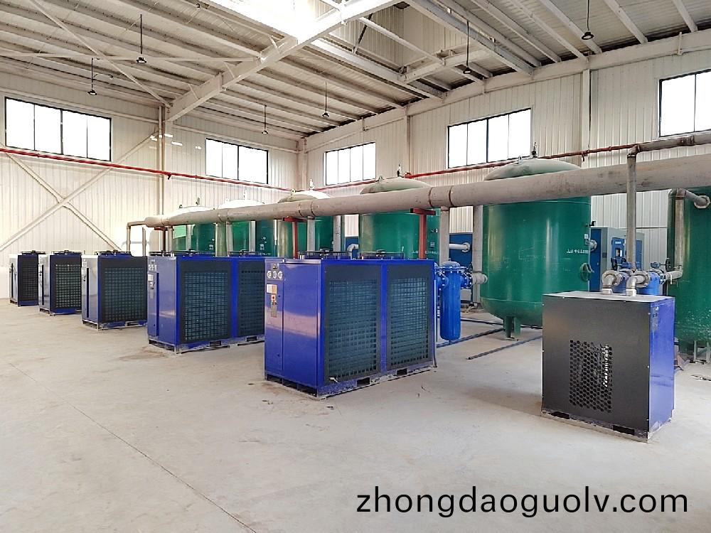 100立(li)方低壓機(ji)氣(qi)站冷榦機(ji)項目